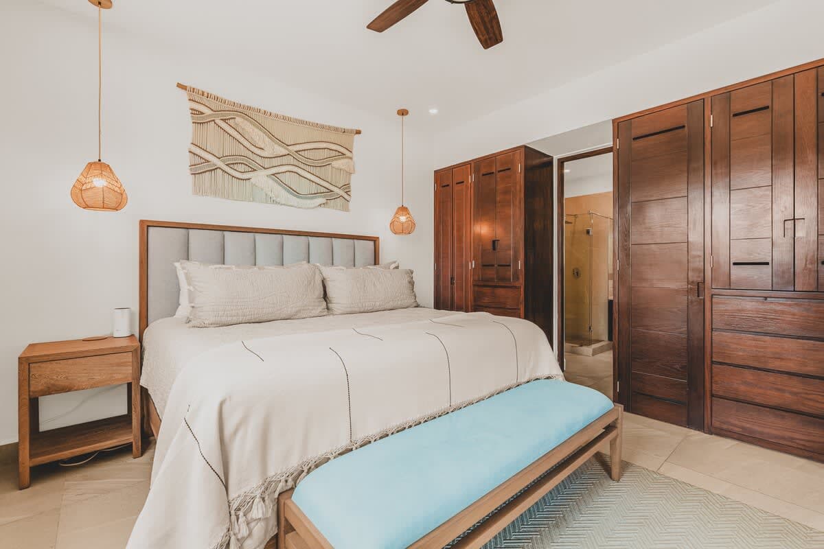 Casa De Vigil: Beachfront Oasis Ocean Views & Pool — photo 3