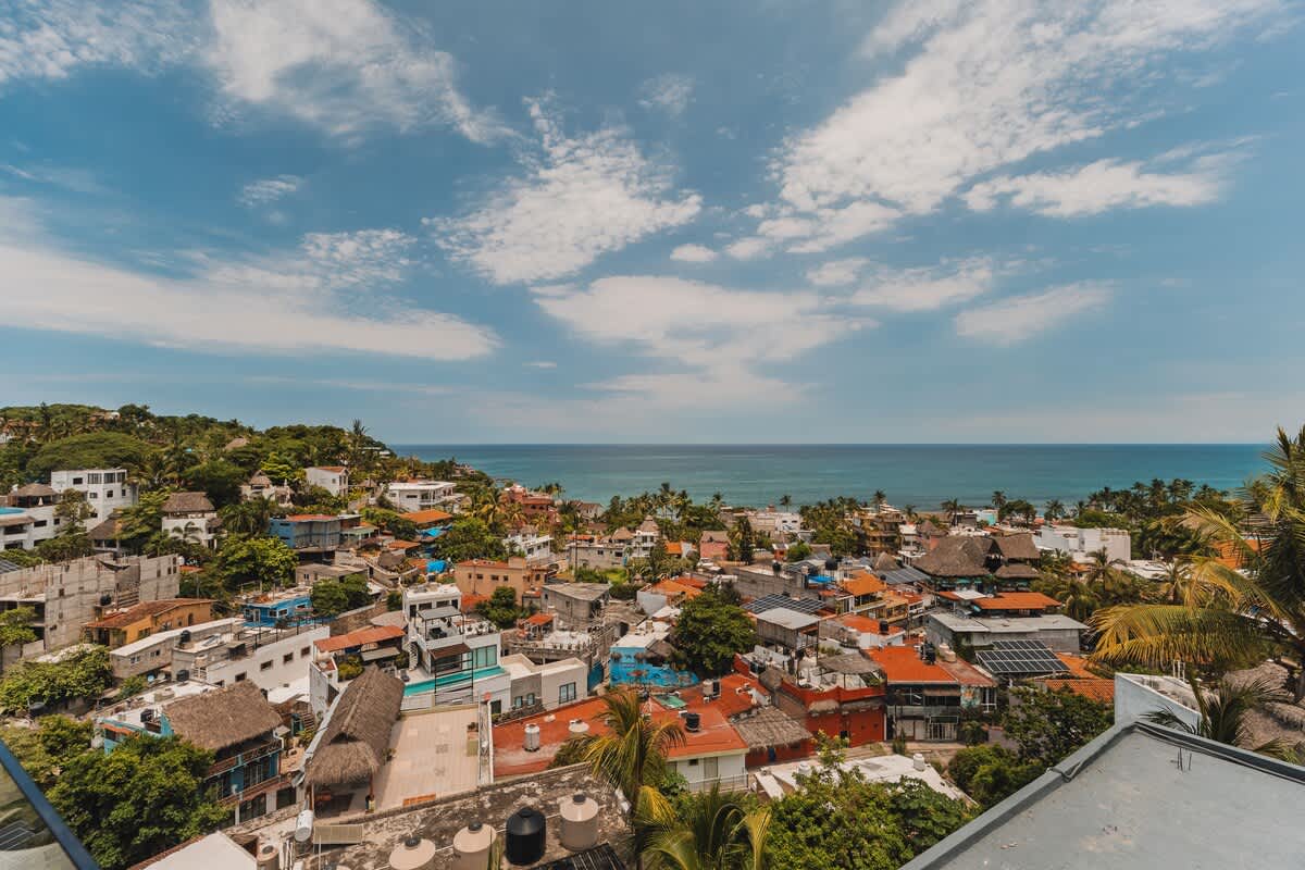 Elite 2BR 2BA Ocean Views Rooftop Pool — photo 4