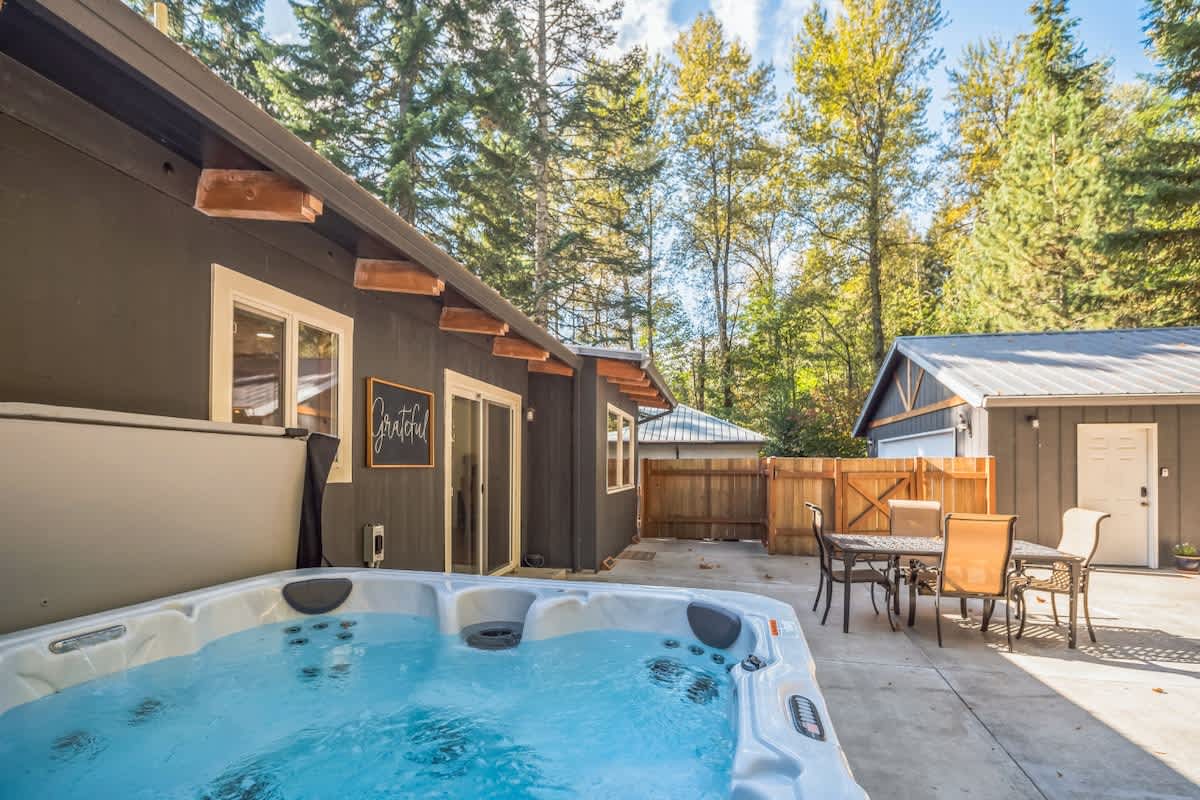 Mountain Retreat, Golf, Hot Tub- Winter Sale